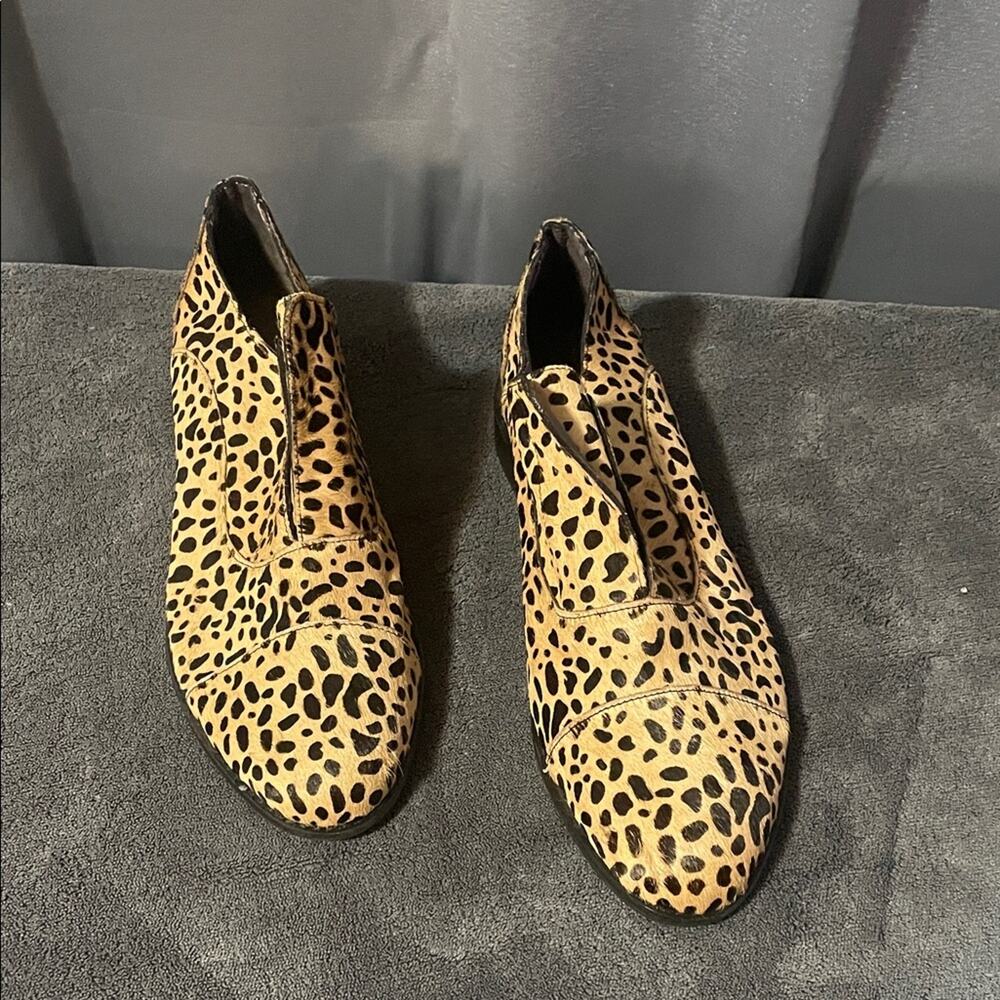 All Black Leopard Print Slip-On Loafers for Women Tan & Black Size 40 or 9 NWOT